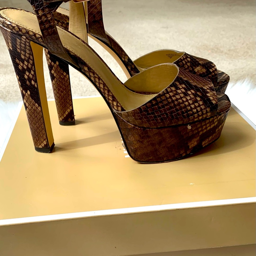 Trish Sandal